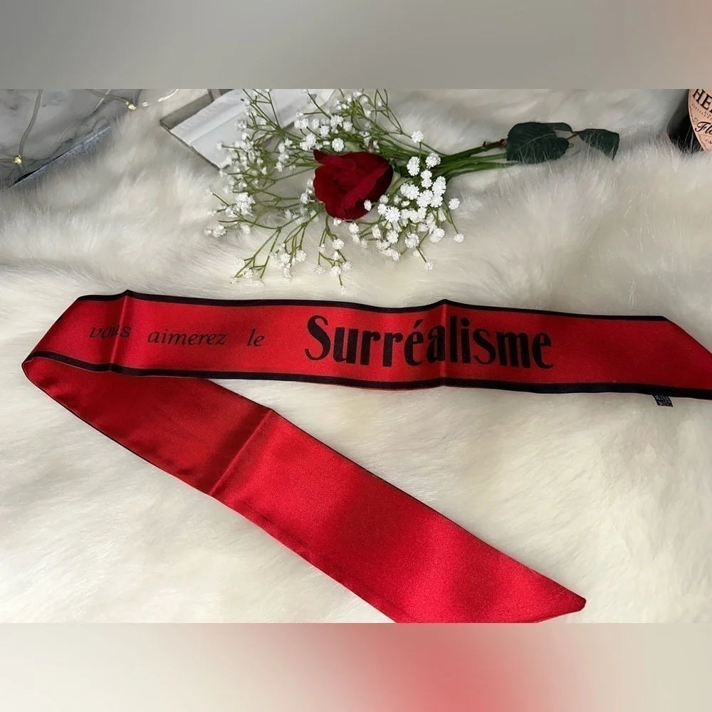 “IF YOU LIKE LOVE, YOU WILL LIKE SURREALISM” SCARF BANDEAU BAG NECK TIE - Picture 4 of 7